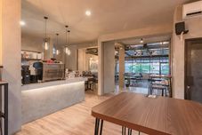 로비 RedDoorz @ Kiaracondong