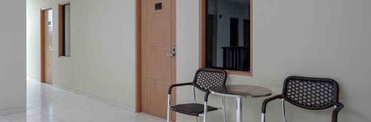 Lobby RedDoorz near Exit Tol Banyumanik 2