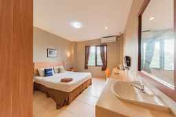 RedDoorz Plus @ Hotel Ulin Samarinda, USD 49.64