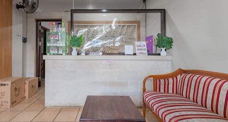 Lobby 2 RedDoorz Plus @ Hotel Ulin Samarinda