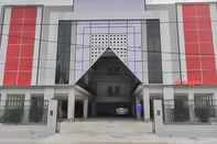 Exterior RedDoorz Syariah Plus near Tanjungpura University 2 Pontianak