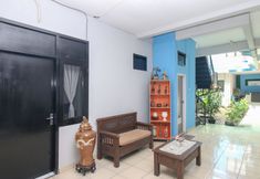 Lobby 2 RedDoorz near Margonda Raya