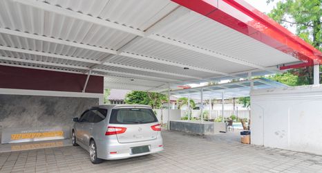 Exterior 2 RedDoorz Plus @ Pakuan Residence Tajur