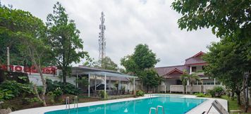 Swimming Pool 6 RedDoorz Plus @ Pakuan Residence Tajur