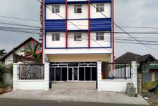 外観 Reddoorz @ Sindangbarang Bogor