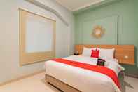 Bedroom RedDoorz Plus @ Bagusrangin Street