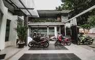 Lainnya 3 RedDoorz near Kebon Jeruk Jakarta