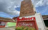 Bên ngoài 3 RedDoorz near RSUD Margono Purwokerto 3