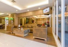 Lobi 4 RedDoorz Plus @ Thamrin