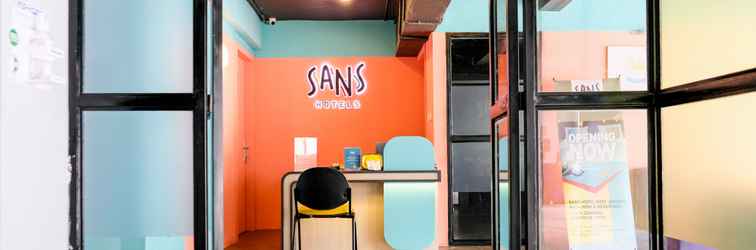 Sảnh chờ Sans Hotel Roxy Jakarta