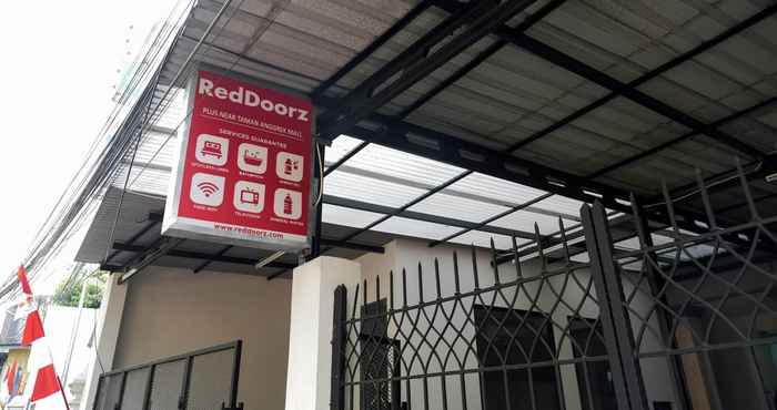 Lainnya RedDoorz Plus near Taman Anggrek Mall