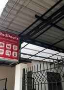 Others RedDoorz Plus near Taman Anggrek Mall