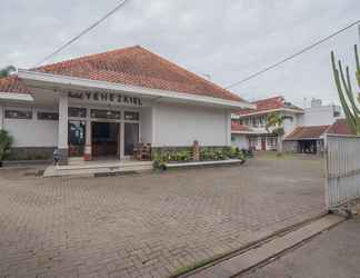 Bangunan 2 Yehezkiel Hotel Lembang Mitra RedDoorz