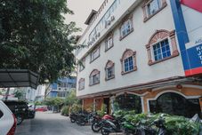 外部的 Reddoorz near Nagoya Hill Mall Batam 5