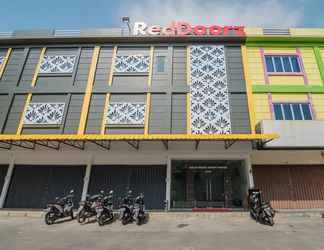 Exterior 2 RedDoorz @ Baloi Batam