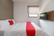 Bedroom RedDoorz Syariah near Rumah Sakit Medika Dramaga