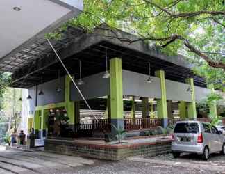 Exterior 2 RedDoorz Plus near Jalan Baru Bogor