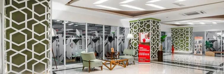 Lobby RedLiving Apartemen Grand Kamala Lagoon - Kita Pro Tower Barclay