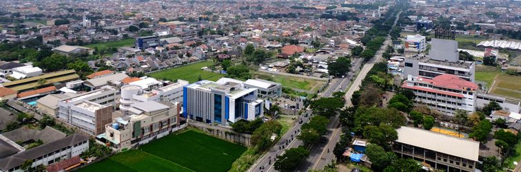 大堂 Homey and Cozy 2BR Tamansari Panoramic Apartment By Travelio