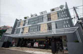 Exterior 4 RedDoorz Plus near Politeknik Negeri Malang