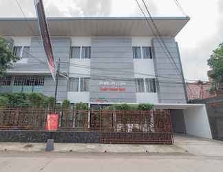 Exterior 2 RedDoorz Plus @ Cirebon City Center