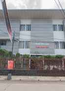 EXTERIOR_BUILDING RedDoorz Plus @ Cirebon City Center