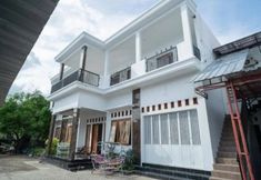 Luar Bangunan 7 RedDoorz Syariah near Ciledug Station