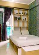 BEDROOM Fancy and Nice Studio at Sunter Park View Apartment By Travelio