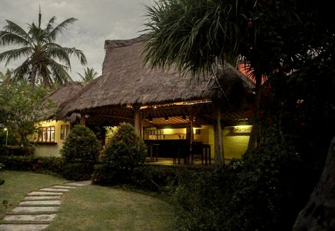 ロビー Aloka Bahari Villa