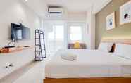 Phòng ngủ 2 Simply Studio at Apartment Parkland Avenue By Travelio
