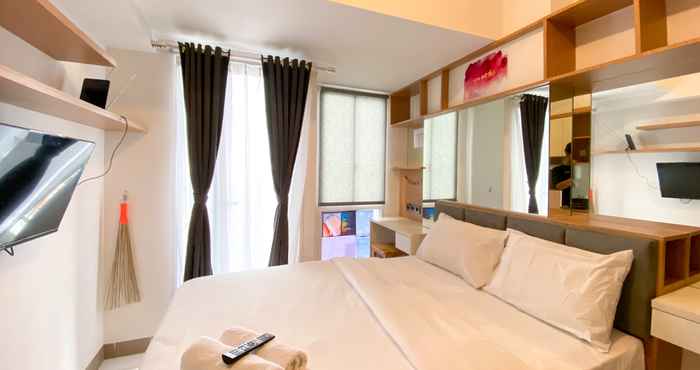 Kamar Tidur Great Choice Studio Apartment Tokyo Riverside PIK 2 By Travelio