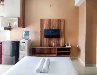 Kamar Tidur 2 Classic Studio Apartment at Student Castle Yogyakarta By Travelio