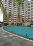 SWIMMING_POOL DNA Apartment Margonda Residence 2