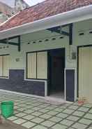 EXTERIOR_BUILDING Backpacker Family Syariah at Suryopranoto