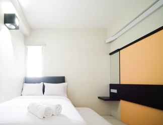 Kamar Tidur 2 Comfy and Homey 2BR at Dian Regency Apartment By Travelio