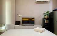 Kamar Tidur 3 Brand New and Relaxing Studio Apartment at Daan Mogot City By Travelio