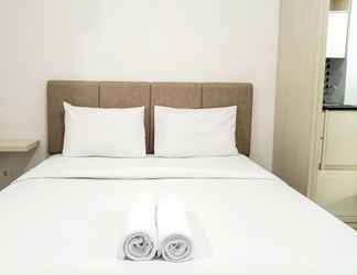 Kamar Tidur 2 Comfortable and Modern Look Studio Barsa City Apartment By Travelio