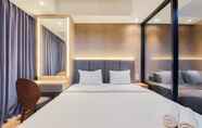 Kamar Tidur 4 Comfortable and Fancy 1BR The Smith Alam Sutera Apartment By Travelio