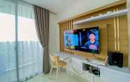 พื้นที่สาธารณะ 7 Cozy Studio Room at Apartment West Vista By Travelio