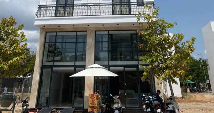 Bên ngoài Anh Khoa 2 Hotel