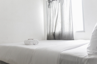 Kamar Tidur 4 Enjoy and Minimalist 2BR at Bassura Apartment near Bassura Mall By Travelio