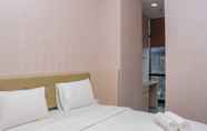 Kamar Tidur 3 Comfort and Exclusive 2BR Apartment at Sudirman Suites By Travelio