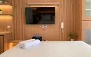 Kamar Tidur 4 Homey Living Studio Tokyo Riverside Apartment PIK 2 By Travelio