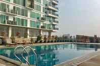 Swimming Pool Apartemen Treepark BSD By Lya Room