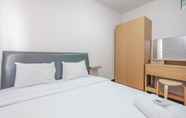 Kamar Tidur 4 Nice and Homey 2BR at Cinere Resort Apartment By Travelio