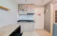 Common Space 7 Simply Look and Warm Studio Room Apartment Urban Heights Residences By Travelio