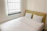 Kamar Tidur Simply and Comfy Look 2BR Osaka Riverview PIK 2 Apartment By Travelio