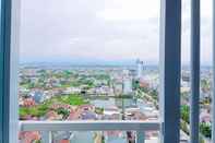 Lobby Cozy Studio Apartment at 25th Floor Vida View Makassar By Travelio