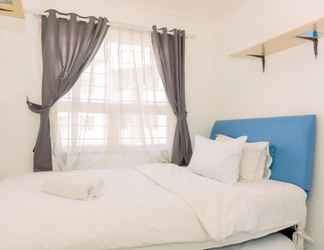 Kamar Tidur 2 Comfort 2BR Apartment at 22nd Floor Menara Kebon Jeruk By Travelio