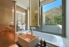 In-room Bathroom 7 Hotel MYS Khao Yai